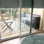 Seaside Appartment With Terrasse In Menton Garavan