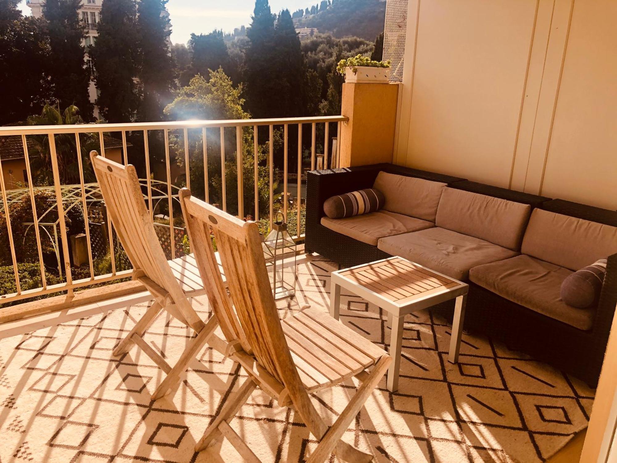 Seaside With Terrasse In Garavan Apartment Menton